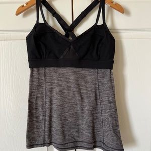 LULULEMON cross back tank top with built in bra, size 6